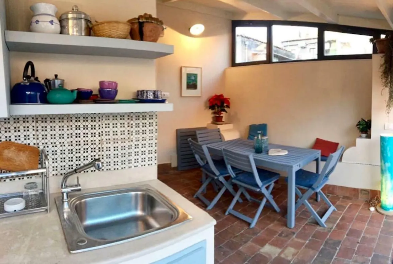 The Windows Apartman Catania-Fontanarossai nemzetközi repülőtér